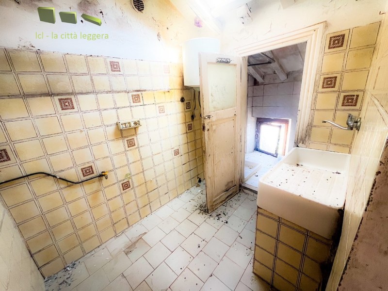 5633a732-e892-4ae9-b2cb-4e95c9c62d2b - Appartamento Parma (PR) CENTRO, FARINI VIA AD. 