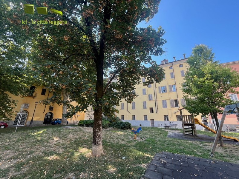 img_3558 - Appartamento Parma (PR) CENTRO, FARINI VIA AD. 