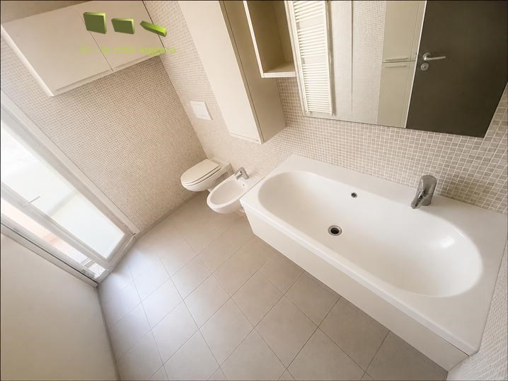 bagno - Appartamento Parma (PR) SEMICENTRO EST, BARILLA CENTER AD. 